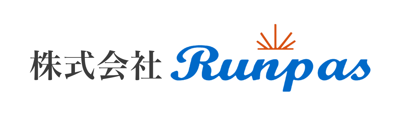 logo_runpas_white-min